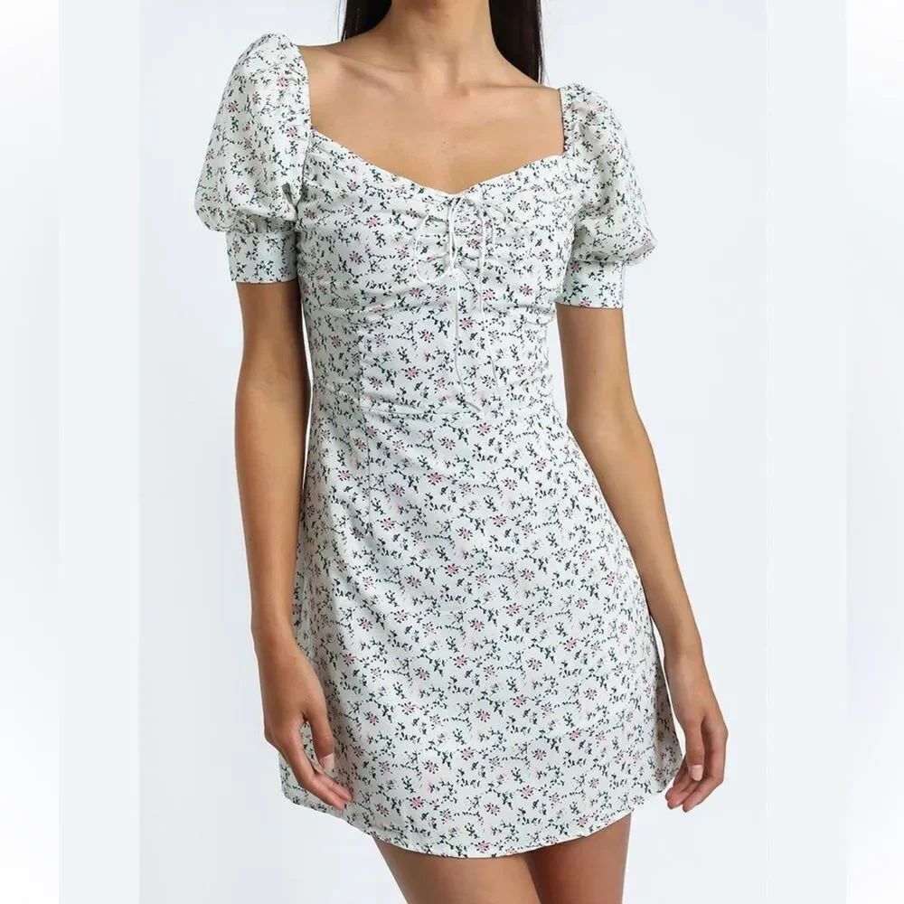 Peiran Catalina Dress in White Floral Women’s Large